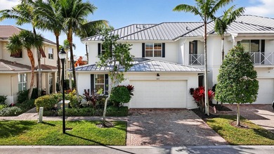 (private lake, pond, coastal) Townhome/Townhouse Sale Pending in Palm Beach Gardens Florida