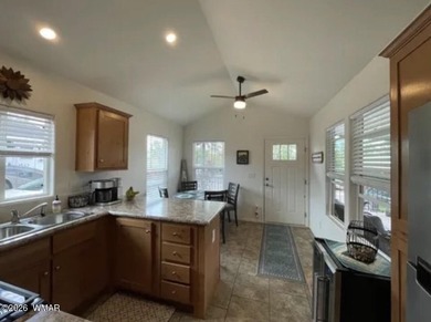 Woodfield Park presents luxury model living in the very well - photo 8