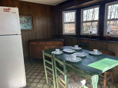 2-bedroom, 1-bath home tucked on 2.01+/- acres of beautiful - photo 8