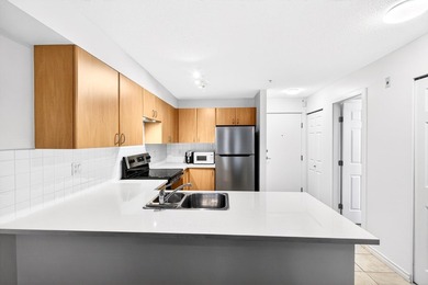 Welcome to Chatsworth Gardens, an incredible opportunity for - photo 17