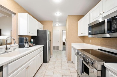 Great opportunity to purchase this single-level, 3 bedroom, 2 - photo 21