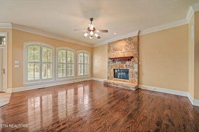 Welcome to Montgomery Cove, one of Knoxville's most sought after - photo 23