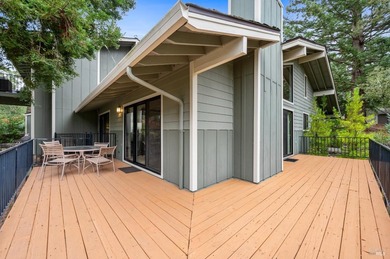 Great opportunity to purchase this single-level, 3 bedroom, 2 - photo 40