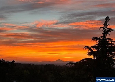 Price reduction 10KWelcome Home! Beautiful 3 mountain view!