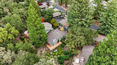 Great opportunity to purchase this single-level, 3 bedroom, 2 - photo 49