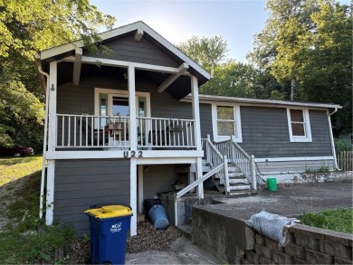 Lake Home Sale Pending in Lake Lotawana, Missouri