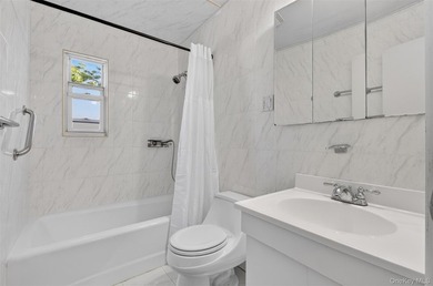 A semi-detached Colonial with a legal rear extension family room - photo 13