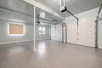 Spacious Contemporary Colonial situated on nearly an acre lot in - photo 16