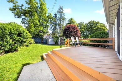 A semi-detached Colonial with a legal rear extension family room - photo 18