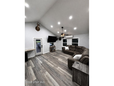 New Construction 2026 home on 18.23 Acres! This beautiful 1 - photo 5