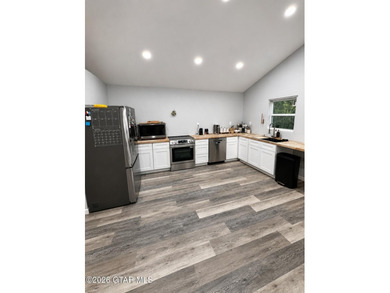 New Construction 2026 home on 18.23 Acres! This beautiful 1 - photo 6