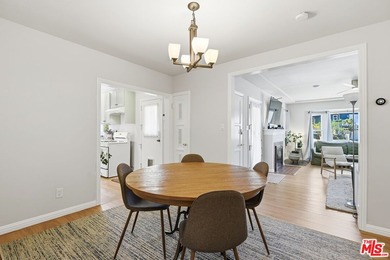 Beautifully updated coastal residence featuring 4 bedrooms, 2 - photo 7