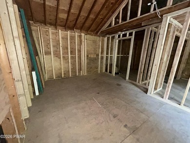 Investor-friendly opportunity at 1149 Avoy Rd! This 1 bedroom, 1 - photo 9