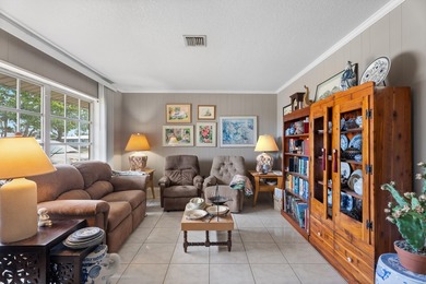 Welcome to this charming 2-bedroom, 2-bath single-family home - photo 3