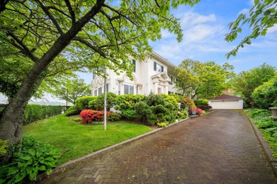 Timeless Waterfront Luxury At 1008 Shore Road In The Prestigious - photo 4