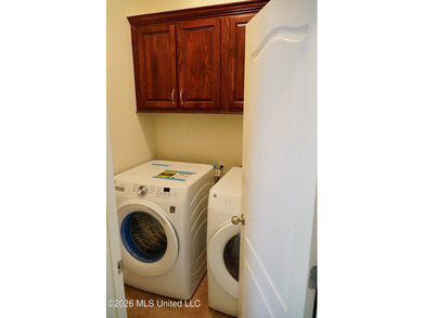 FAMILY FRIENDLY 4 bedroom 2 bath home in Ocean Springs school - photo 11