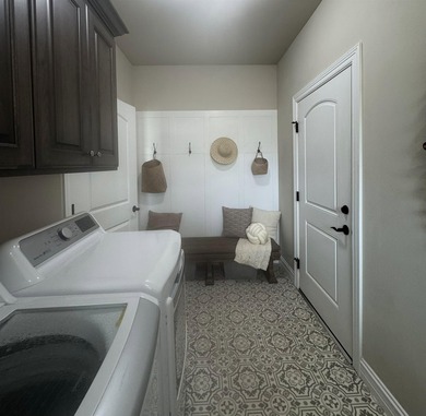 Welcome to your dream home in sought-after Pleasant Hill - photo 12