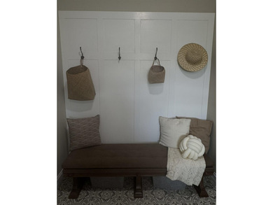 Welcome to your dream home in sought-after Pleasant Hill - photo 13