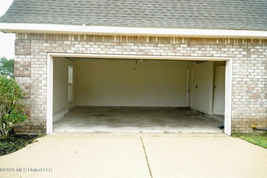 FAMILY FRIENDLY 4 bedroom 2 bath home in Ocean Springs school - photo 14