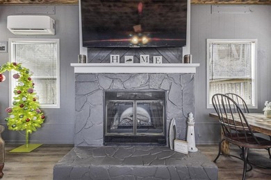 Welcome to your new lake house! This 2 bed 1 bath property - photo 6