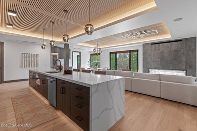 Luxurious penthouse-style condo overlooking the Coeur d'Alene - photo 9