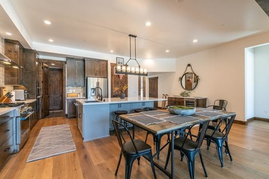 Fairway Views. Mountain Luxury. Move-In Ready. Perfectly - photo 5