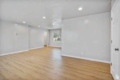 Updated in 2021duplex with current renters. Basement will be - photo 8