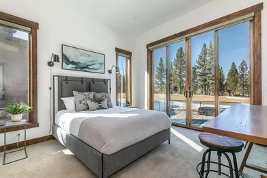Fairway Views. Mountain Luxury. Move-In Ready. Perfectly - photo 9