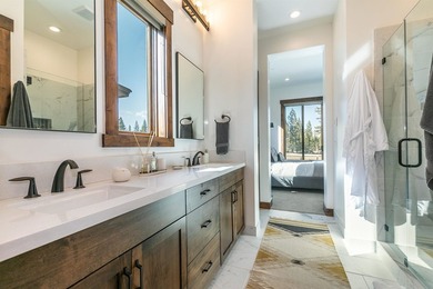Fairway Views. Mountain Luxury. Move-In Ready. Perfectly - photo 10
