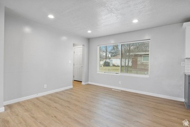 Updated in 2021duplex with current renters. Basement will be - photo 10