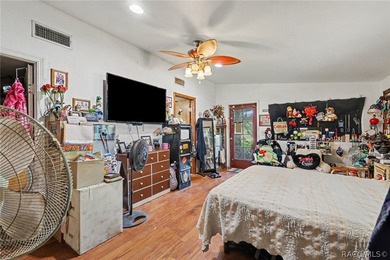 A rare footprint of true independence and versatility awaits on - photo 15