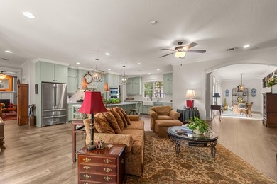 This charming Southern residence is gracefully set behind a - photo 27