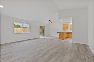 Stylish, single-level home, located in the desirable north side - photo 8
