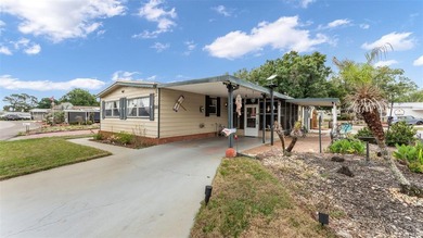 Welcome home to this lovely 2 bedroom, 2 bathroom, manufactured - photo 4