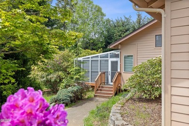 CHARMING COASTAL HOME! This 2,320 square foot home is located on - photo 5