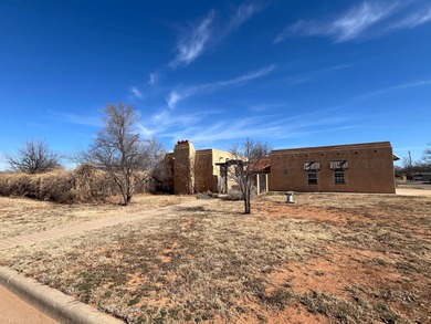 (private lake, pond, coastal) Home Active Under Contract in Childress Texas