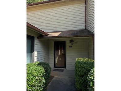 Lake Townhome/Townhouse For Sale in Lawrenceville, Georgia