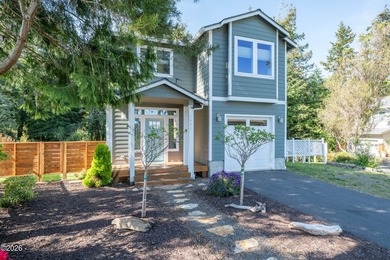 Tucked into a private, pie-shaped .32-acre setting, this nearly - photo 1