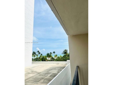 Beautifully Furnished & Renovated 1-Bedroom Apartment with