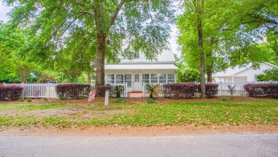 Welcome to the heart of DeFuniak Springs where history meets - photo 3