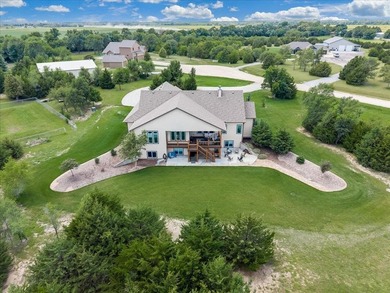 Beautifully designed for modern living, this exceptional home - photo 36