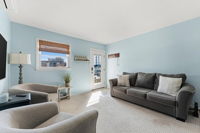 Welcome to 404-06 E Farragut Road Unit 7 - a beautifully - photo 8