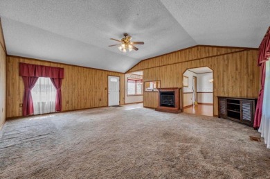 Welcome to this exceptionally well-maintained 3-bedroom, 2-bath - photo 4
