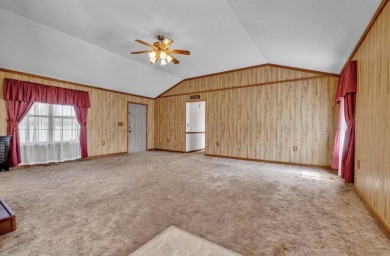 Welcome to this exceptionally well-maintained 3-bedroom, 2-bath - photo 5