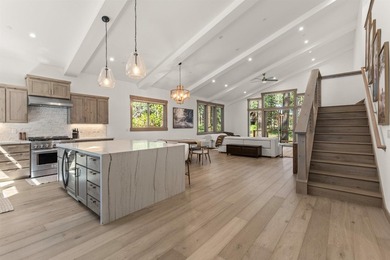 Welcome to 13345 Ski View Loop Drive, a mountain retreat set in - photo 4