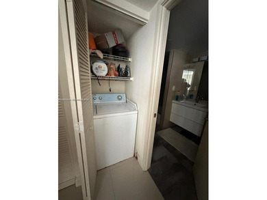 SUNNY ISLES 2/2 APARTMENT. SUNRISES FROM 22 FLOOR BALCONY WITH