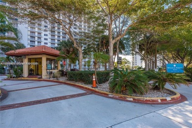 SUNNY ISLES 2/2 APARTMENT. SUNRISES FROM 22 FLOOR BALCONY WITH