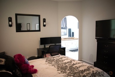 Beautiful 4-Bedroom/3 Bath and Den Home on a Private Lot - - photo 21