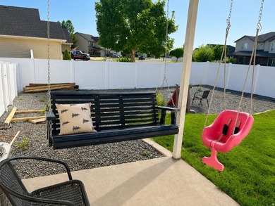 PRICE REDUCTION! Welcome home to this charming single-level - photo 22