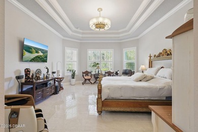 Step into refined elegance with this stunning 5-bedroom, 4 - photo 25